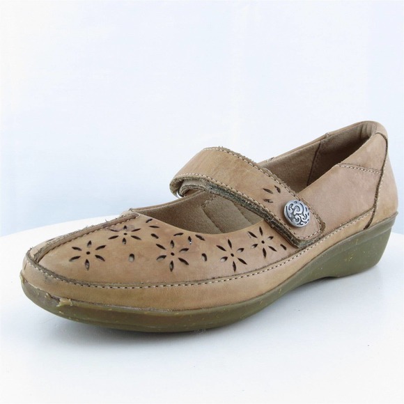 Clarks‎ Women Mary Jane Shoes Brown Hook & Loop Size 6.5 Medium (B, M) - Picture 1 of 11